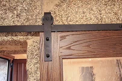 Herraje puerta de granero