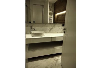Mueble de baño lacado en blanco