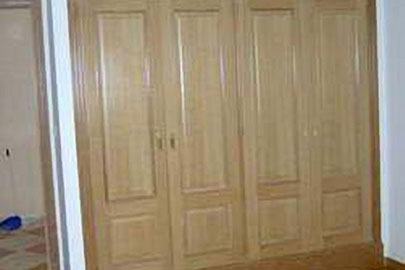 Portas Armarios Abatibles en Madera de Roble